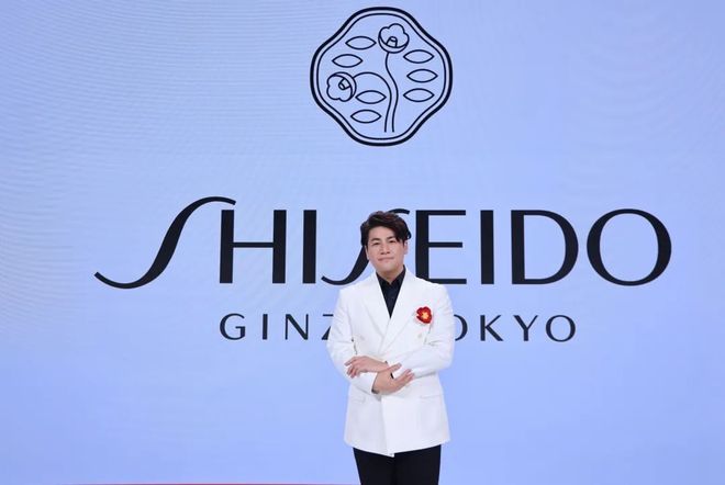 内卷从全新「红腰子」看肌肤抗老赛道跃迁AG真人娱乐网址科研长期主义破局美妆(图4)
